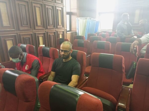 EFCC operatives produce Binance executive in court