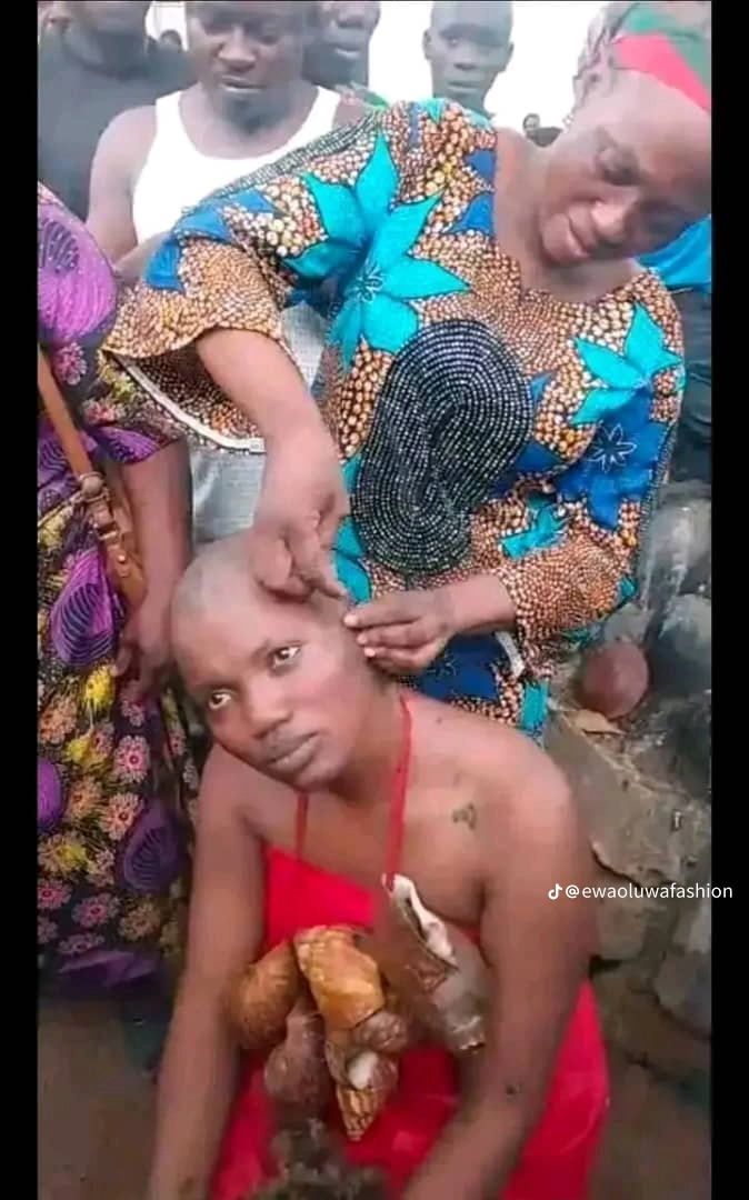 Female Tiktoker